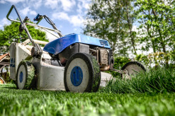 lawnmower-384589_960_7201